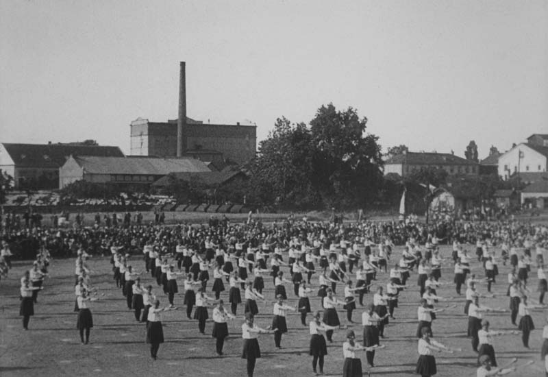 Sokolská vzpomínka v Českém Brodě na první zájezd Američanů 1887 - 1927 - picture 4