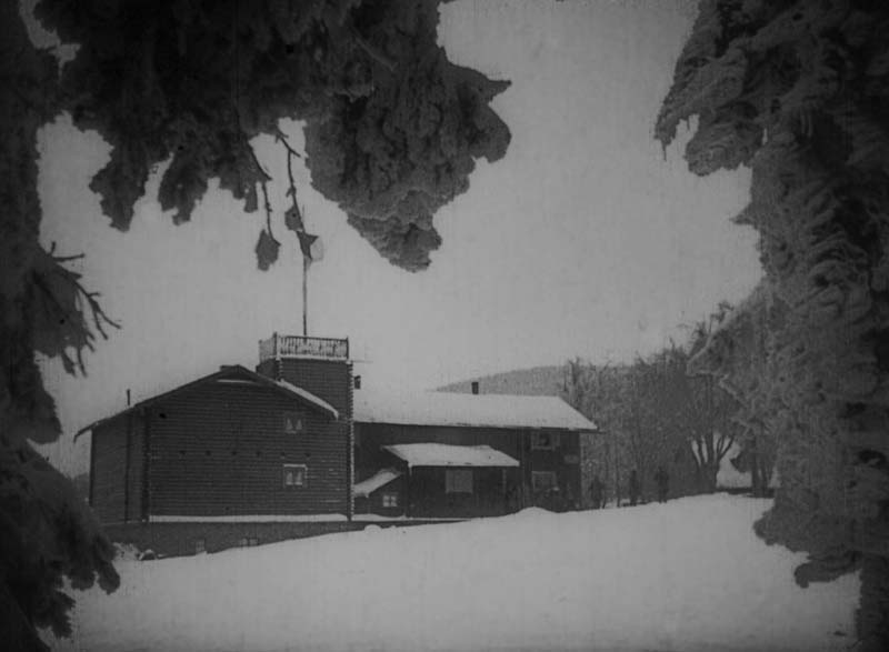 Winter Sunday in Ještěd - picture 3