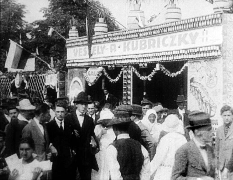 Economic and priemysable exhibition pre-western Slovakia in Nitra vo dňoch 29th júna until 2nd júla 1923 - picture 4