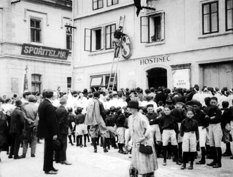 Slavnost otevření sokolovny v Dobrušce dne 19. června 1927 - picture 4