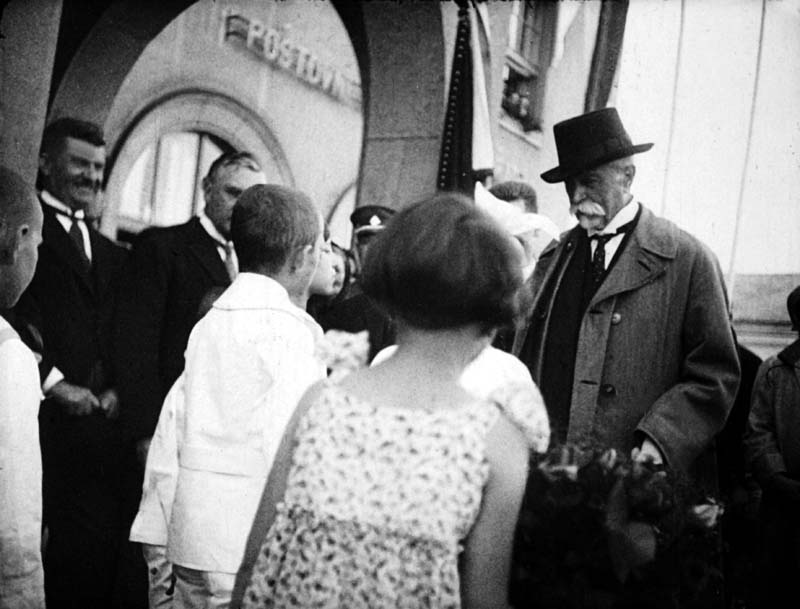 President of the Republic Dr. T. G. Masaryk visiting the city of Zlín and in Baťa's races in June 1928 - Picture 3